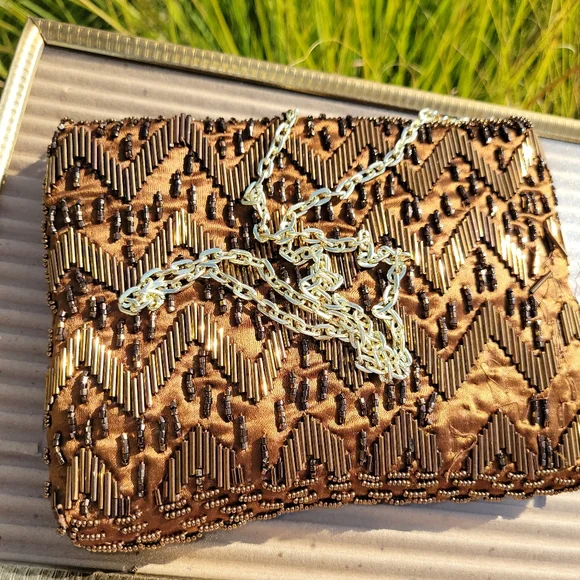 Fine Arts Beaded Bag ~ Vintage ~ Hong Kong ~ Bronze Shimmer ~ Needs TLC - Picture 3 of 16